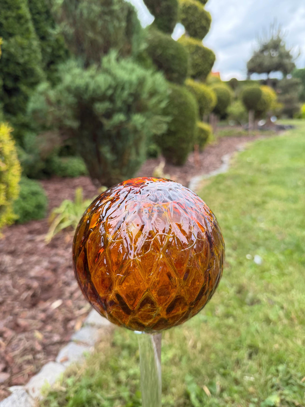 70cm Hand-Blown Amber Glass Ball on Stake – 12cm Textured Gazing Ball – Outdoor Handmade Ornament