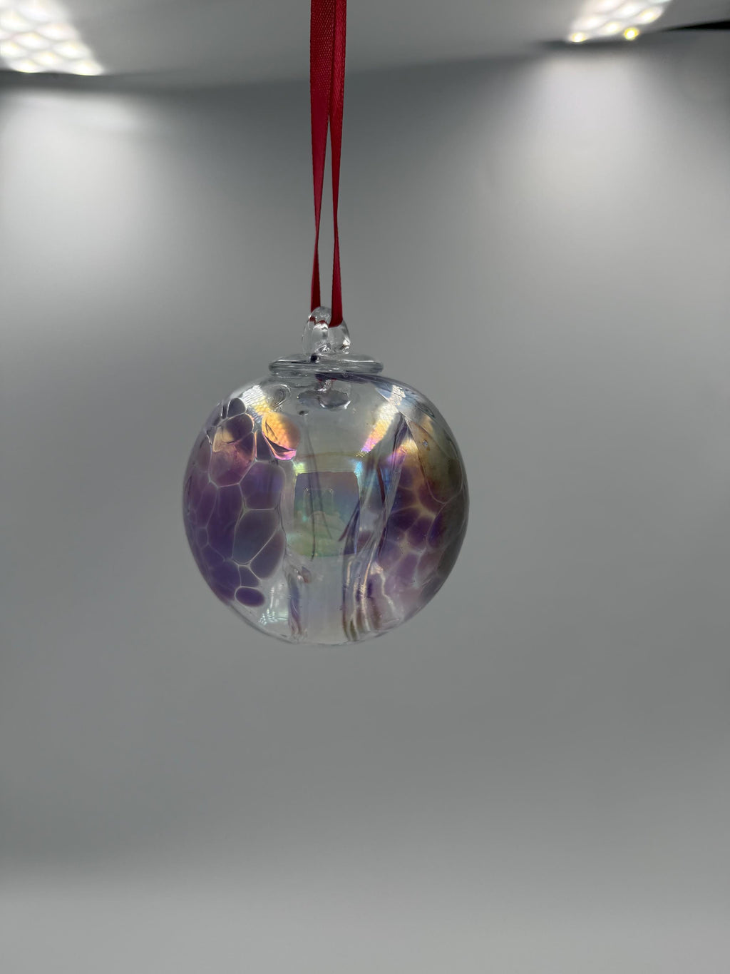 8cm Hand-Blown Purple Crackle Witch Ball – Iridescent Glass Ornament