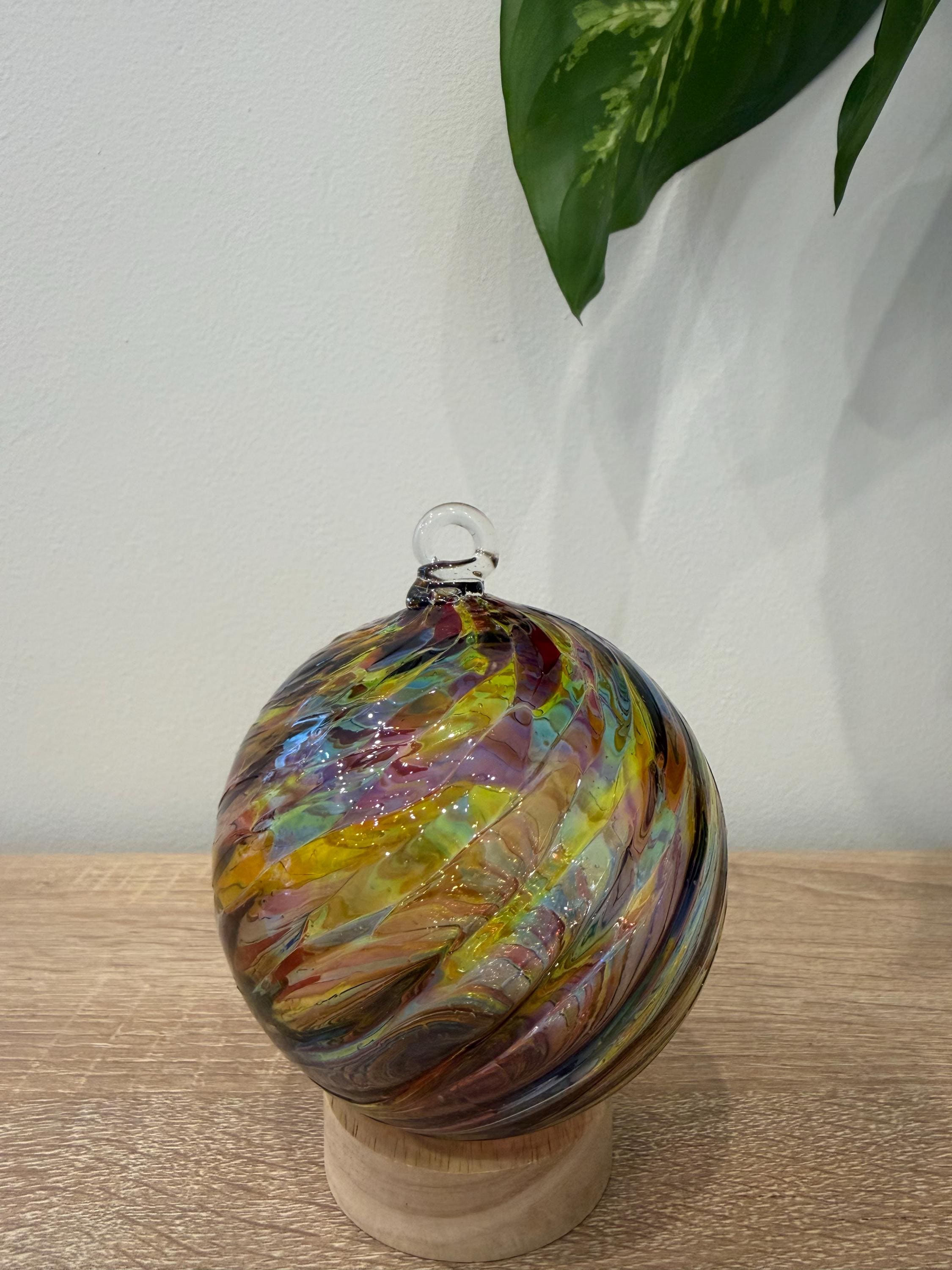 10cm Hand-Blown Rainbow Multicolor Swirl Glass Ornament – Vibrant Hanging Ball