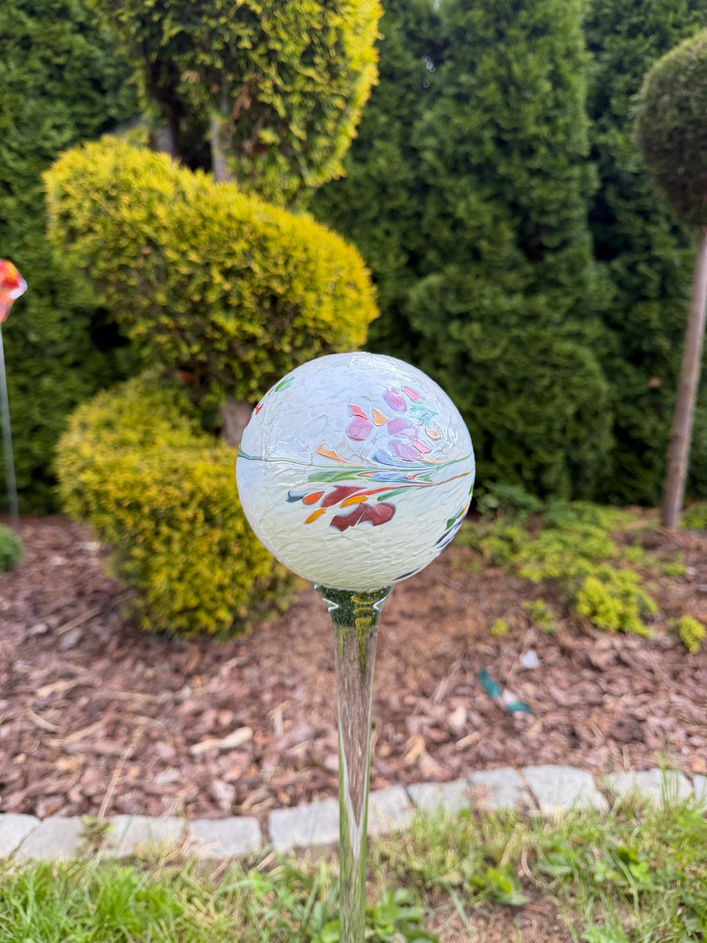 12cm White Glass Garden Stake - Hand Blown Garden Globe - 70cm Outdoor Decor