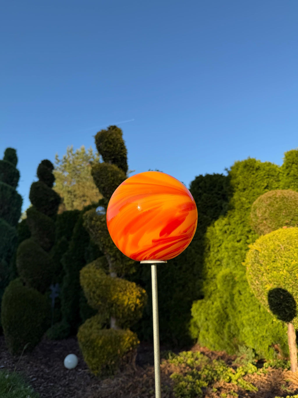 115cm Hand-Blown Orange Swirl Glass Garden Stake – 18cm Large Sphere on Metal Pole
