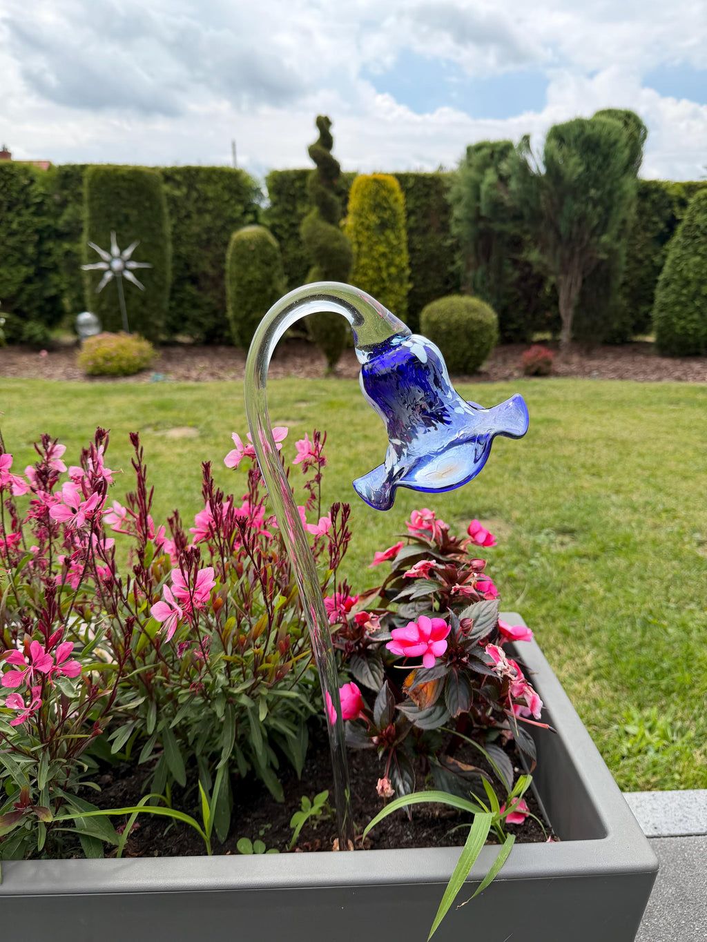 12cm Glass Flower Garden Stake - Hand Blown Blue Garden Art - Outdoor Decor - 50cm Sculpture