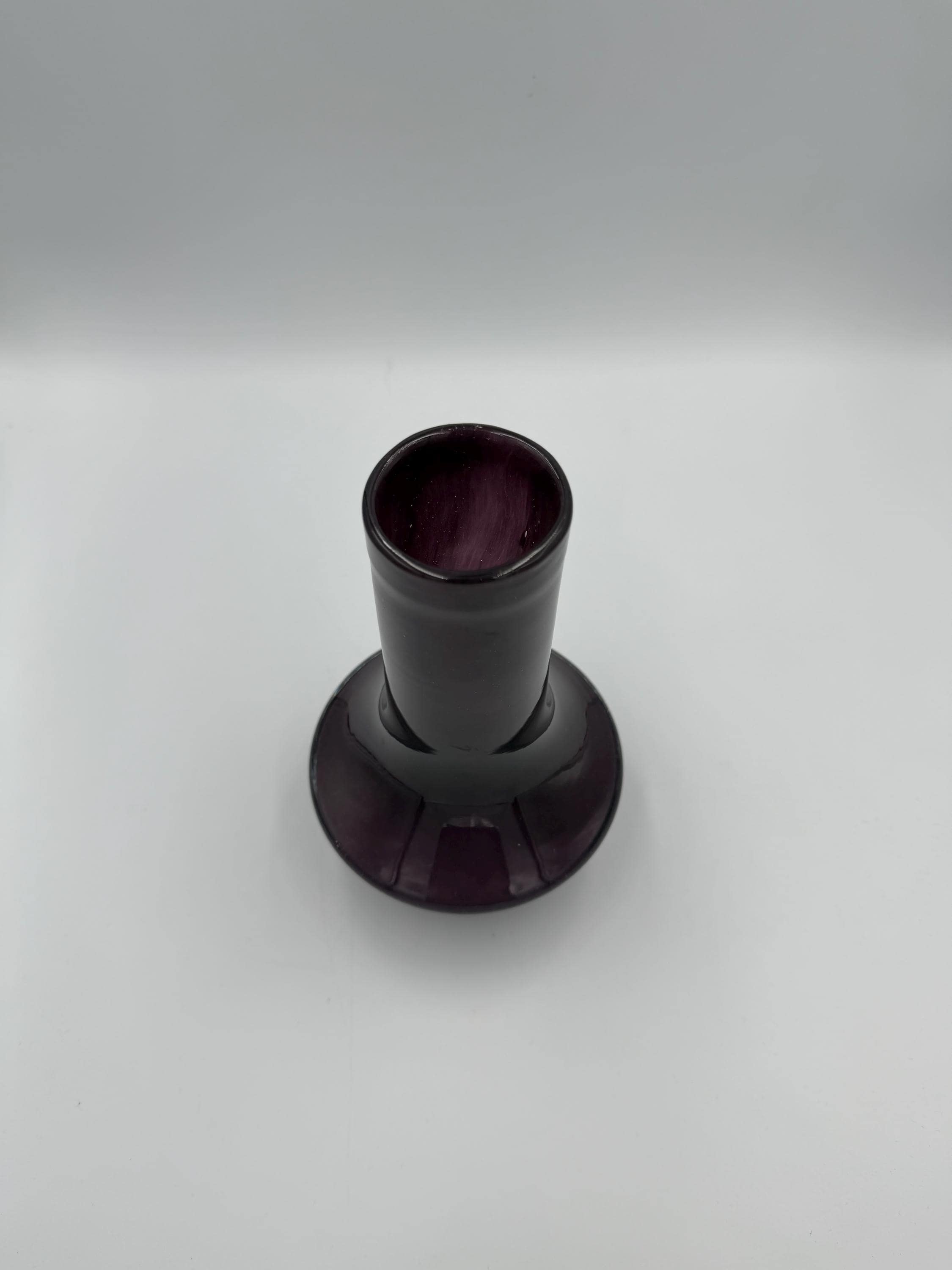 20cm Hand-Blown Plum Purple Glass Vase – Modern Decorative Bud Vase