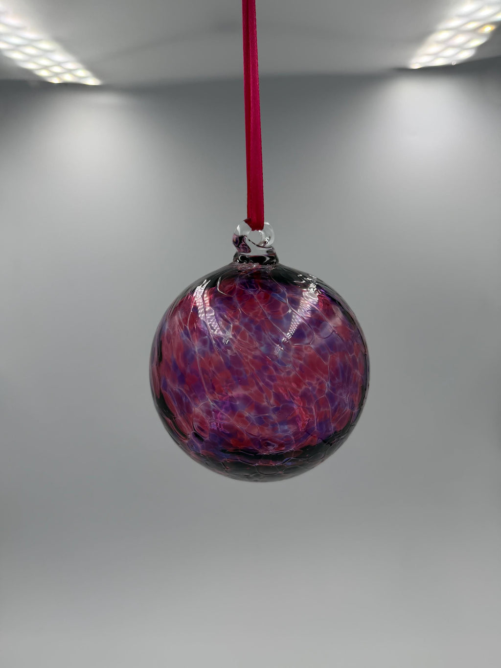 10cm Hand-Blown Crackle Glass Ornament – Purple Magenta Red Crackle Large Hanging Ball