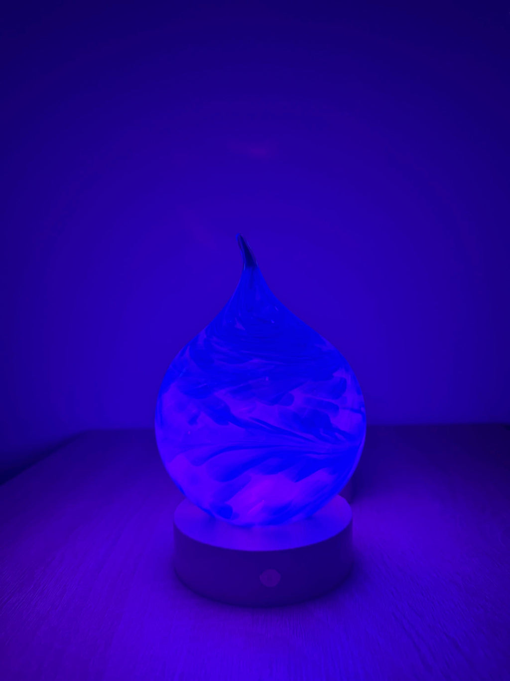 12cm Hand-Blown Blue Teardrop Glass LED Lamp – Battery Powered Multicolor or Warm White