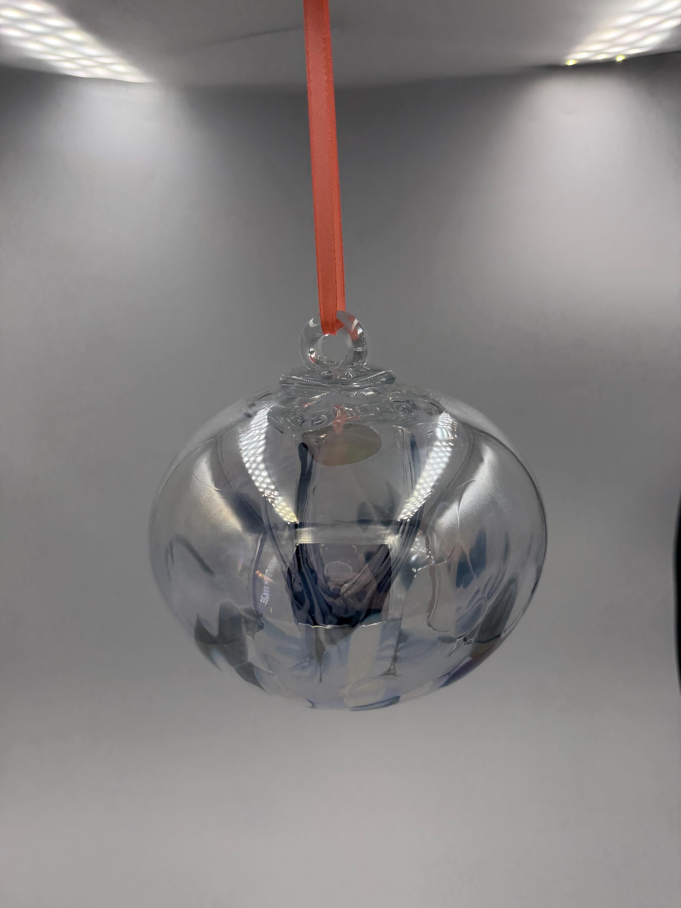 15cm Hand-Blown Oval Witch Ball – Iridescent Hanging Art Glass Ornament – Unique Suncatcher Sphere Decor