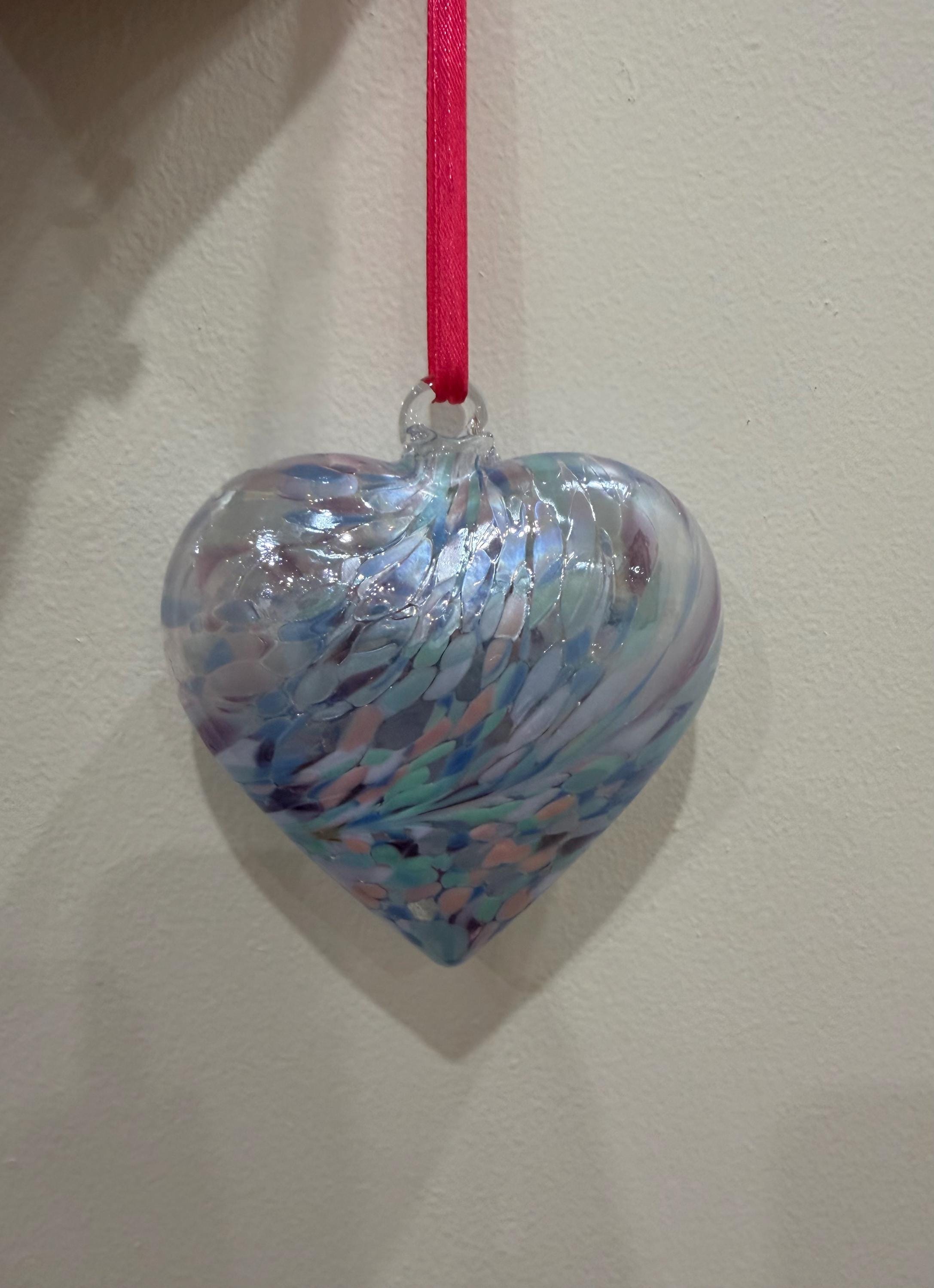 Handmade Multicolored Glass Heart Ornament 10cm – Artisan Suncatcher, Modern Decor