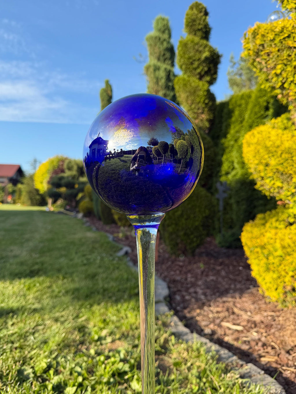 15cm Iridescent Blue Glass Garden Stake - Hand Blown Garden Globe - 80cm Yard Art