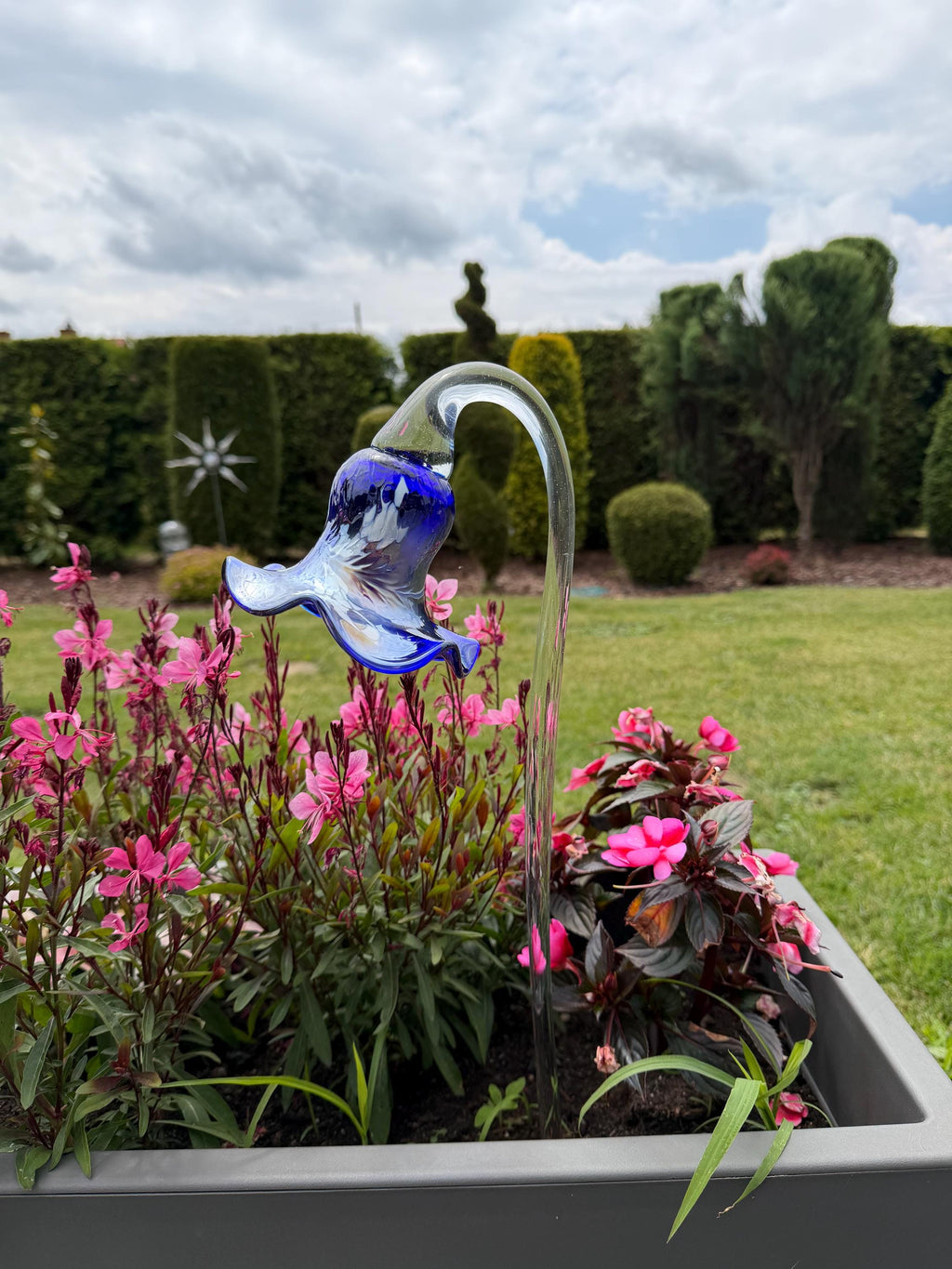 12cm Glass Flower Garden Stake - Hand Blown Blue Garden Art - Outdoor Decor - 50cm Sculpture