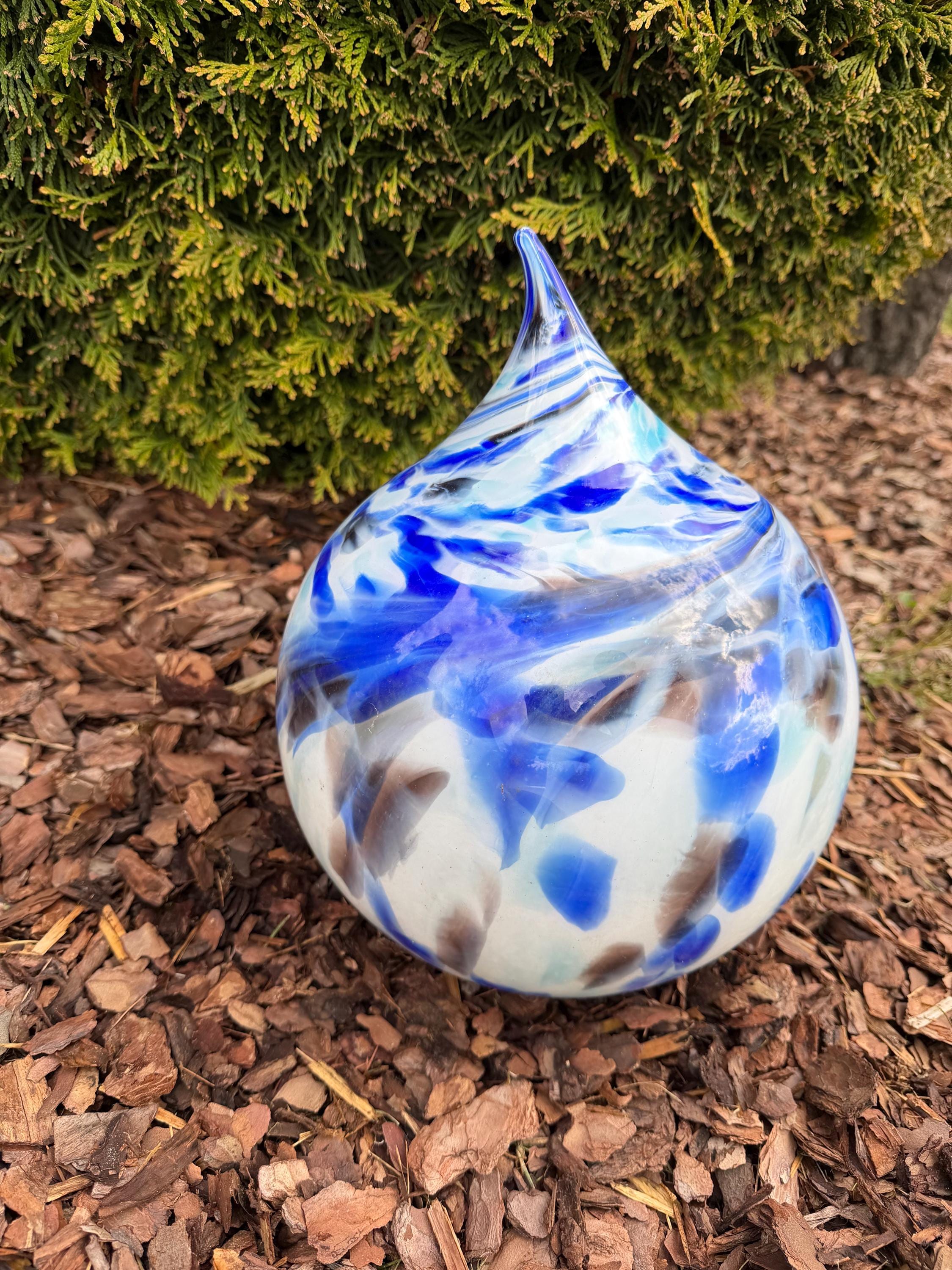 25cm Hand-Blown Glass Teardrop – Blue White Swirl Garden Stake / Decorative Sculpture