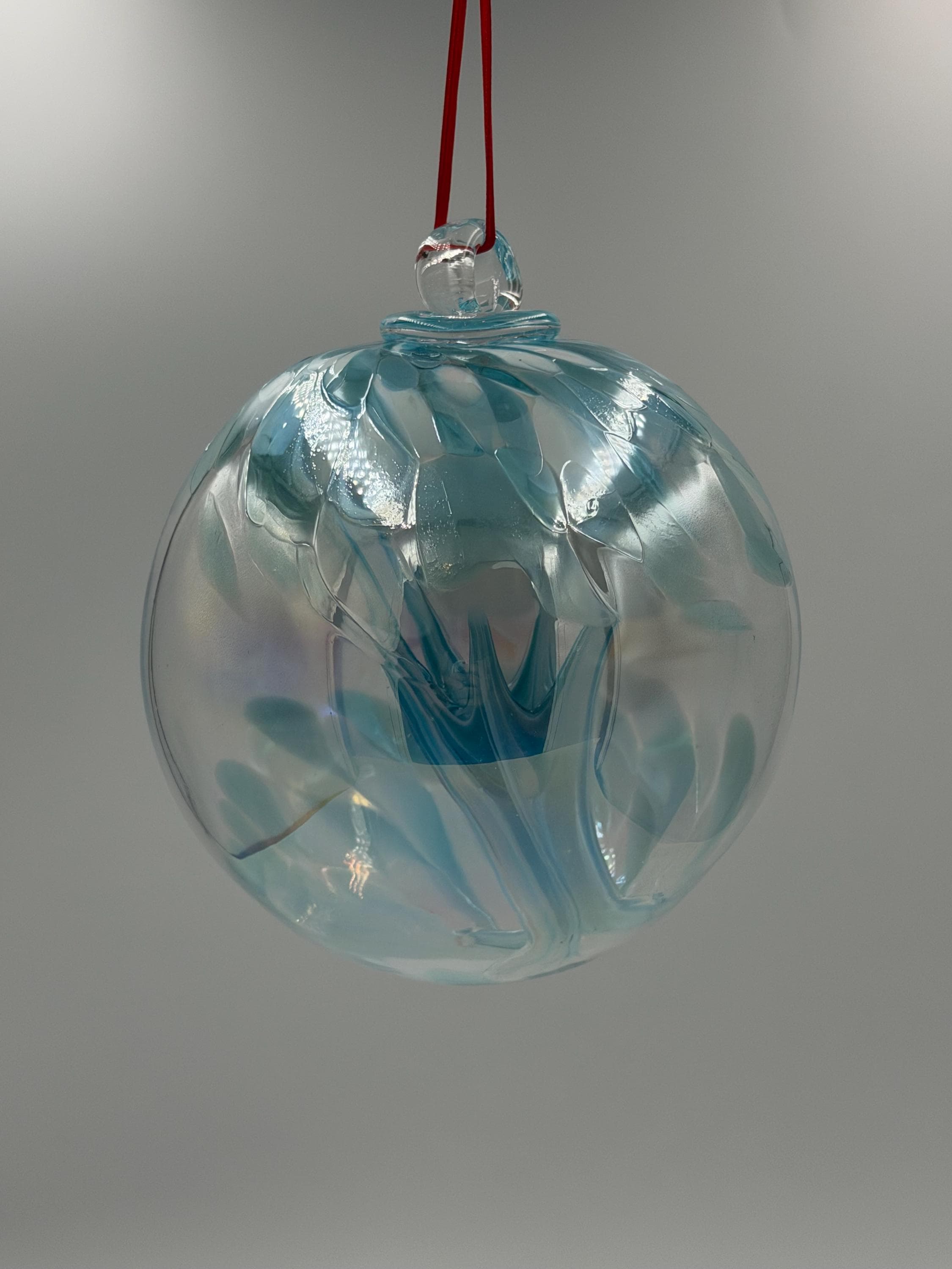 15cm Hand-Blown Blue Witch Ball – Glass Friendship Ball, Hanging Suncatcher Orb, Unique Window Decoration