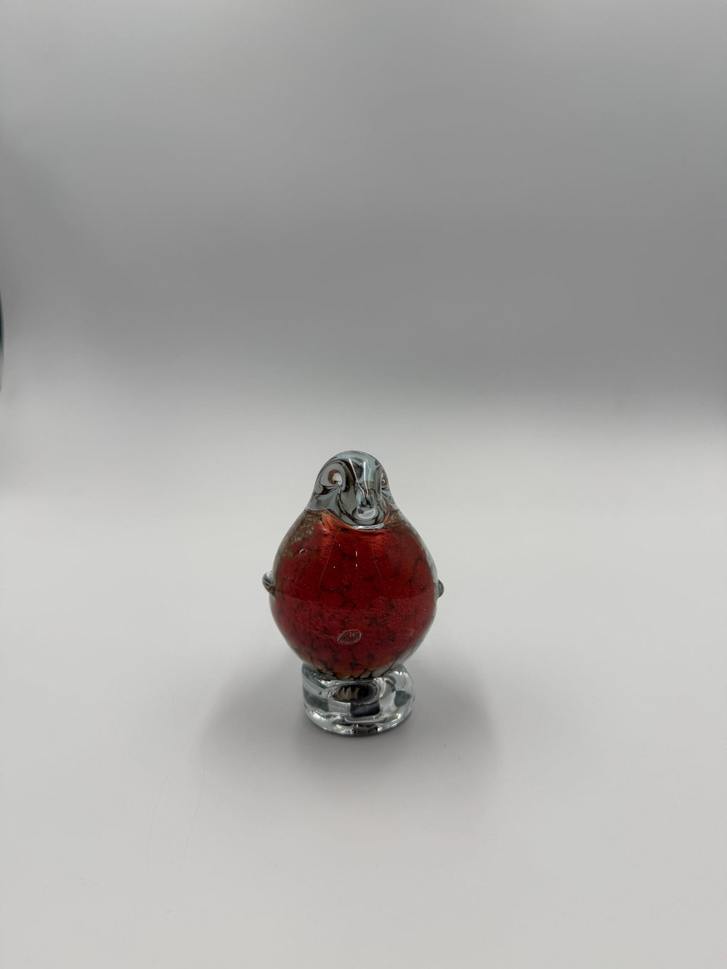 9cm Hand-Blown Red White Crackle Glass Bird Figurine – Small Decorative Bird Sculpture