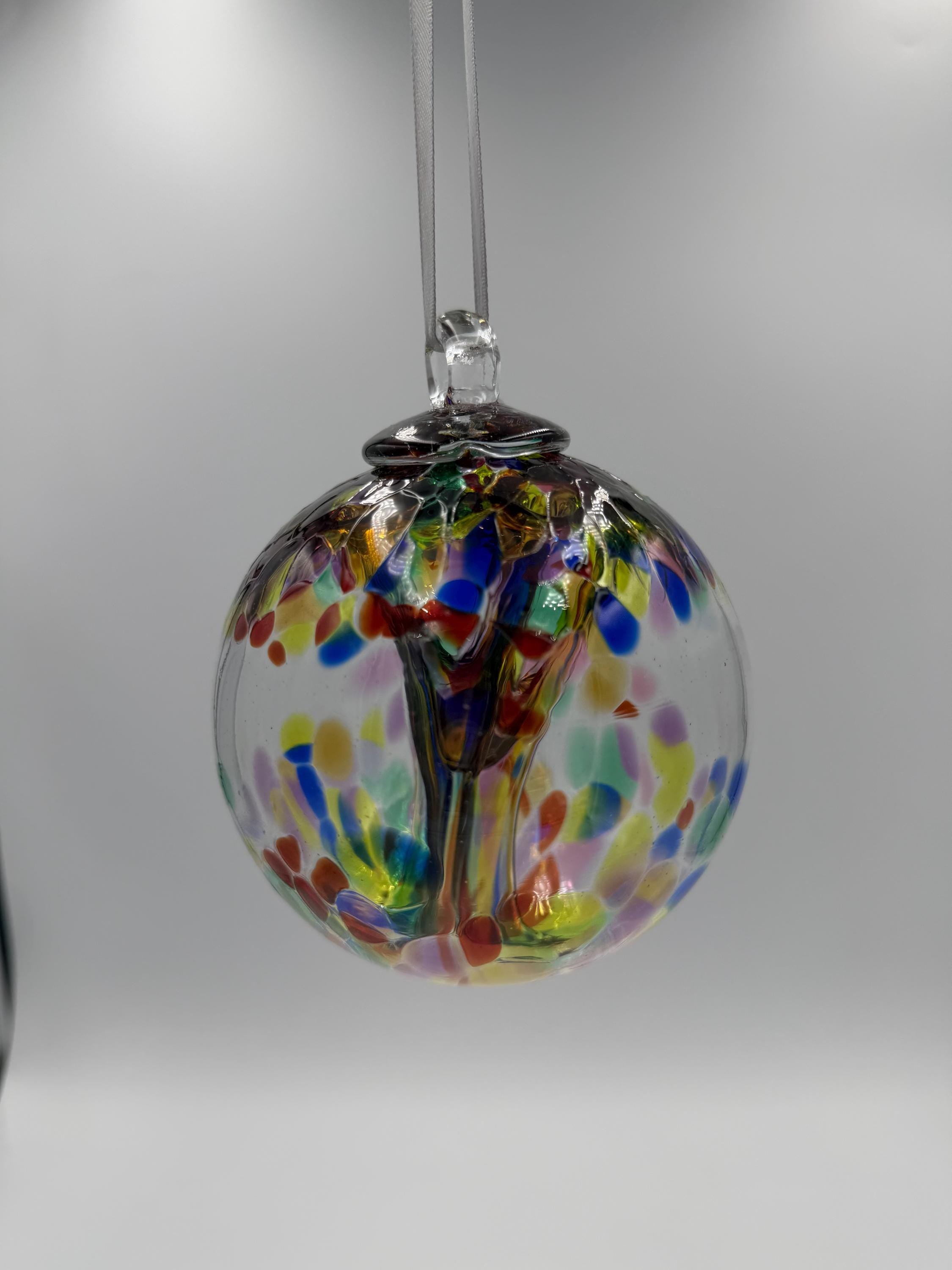 10cm Hand-Blown Glass Witch Ball – Rainbow Confetti Spirit Ball – Tree of Life Hanging Suncatcher