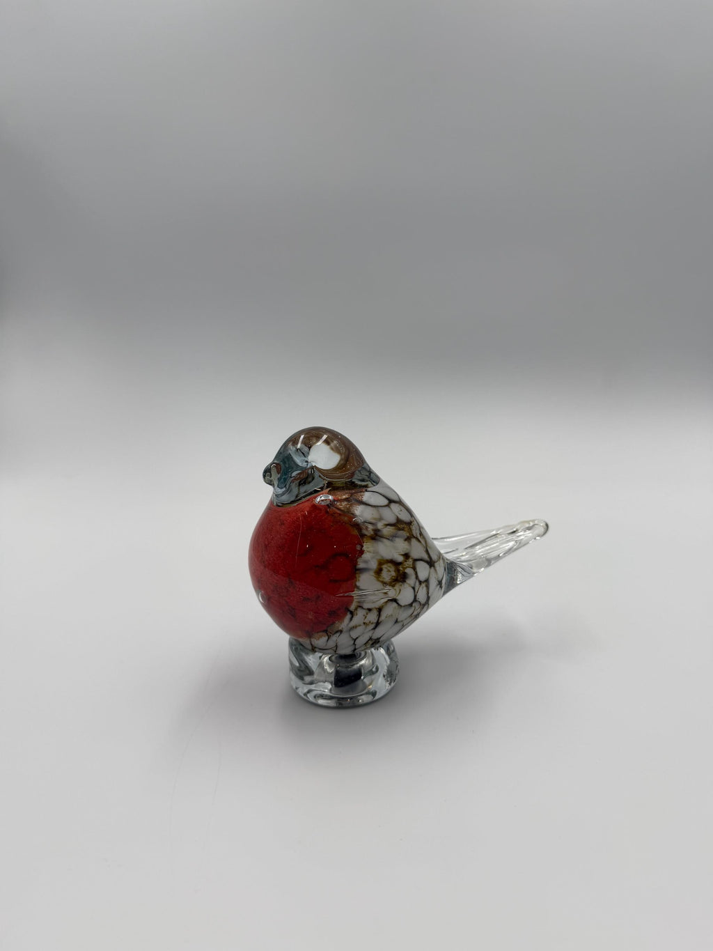9cm Hand-Blown Red White Crackle Glass Bird Figurine – Small Decorative Bird Sculpture